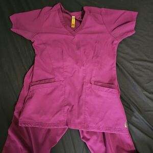 Xs dark pink scrubs